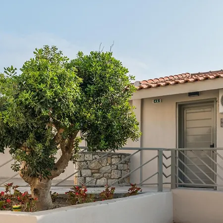 Arya 3* هانيوتي