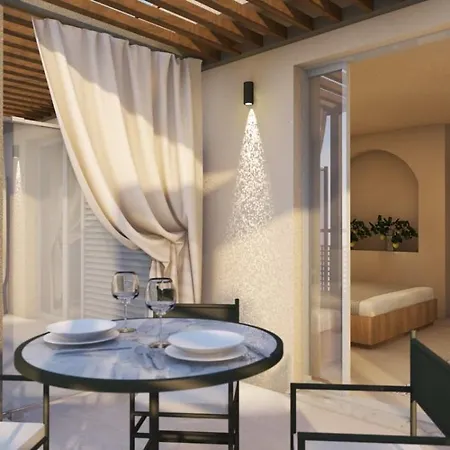 Arya Hotel 3*