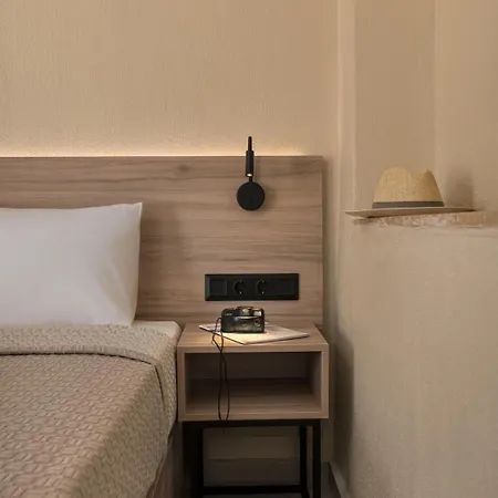 Hotell Arya Hanioti