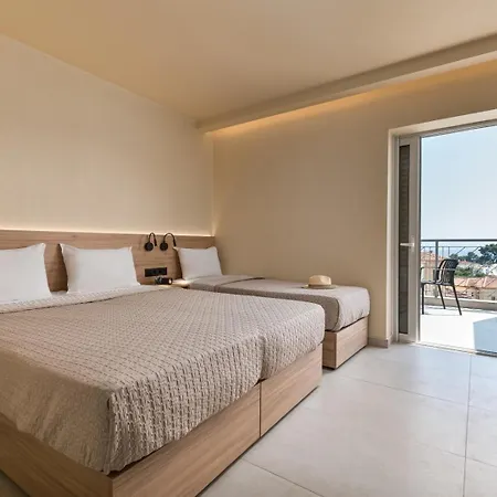 Hotell Arya 3*