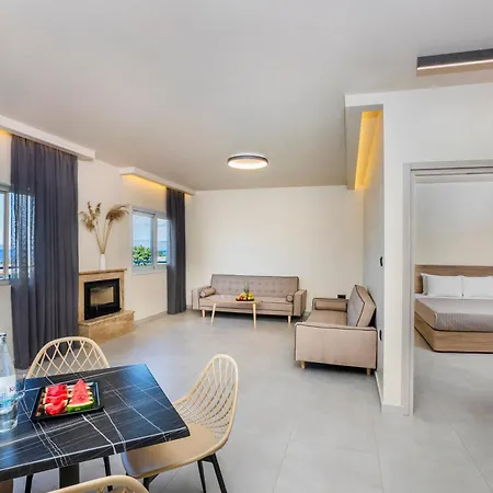 Arya Hotell