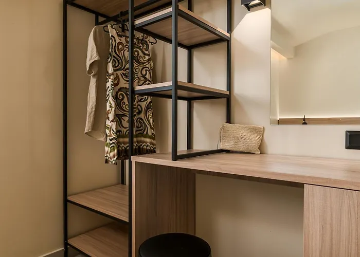 Arya מלון חניוטי
